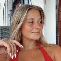 Anouk Van Pottelberghe