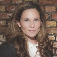 Anna Roth