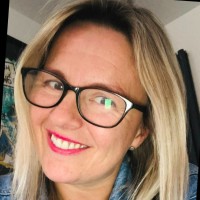Lucy Lowe