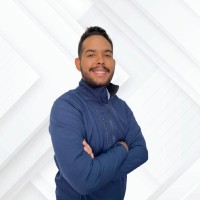 Moisés E. Charmelo