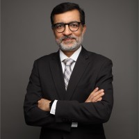 Urooj Alam, Cfa