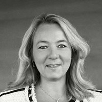 Tina Larsen