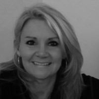 Susan Flora