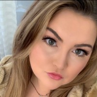 Kylie Phillips, Mba