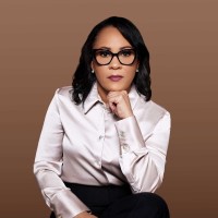 Kenelma Mendoza de Paredes, MBA, CIS, CITP