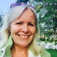 Nanette Loennechen