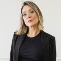 Karina De Almeida Silva