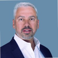 Roberto Paz