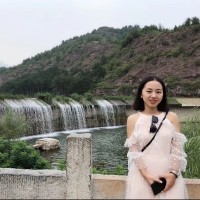 Jennifer Zhou