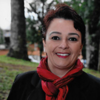 Claudia L Barcellos