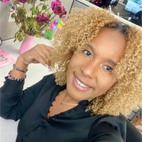 Cahelia Mcroy