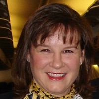 Lisa Van Cott