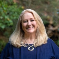 Lisa Birnesser