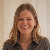 Kate Lynch