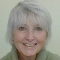 Linda Yates