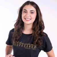 Julia Lopes