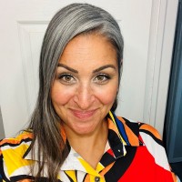 Angela Thomas