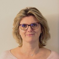 Hélène Dion