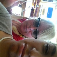 Elaine X