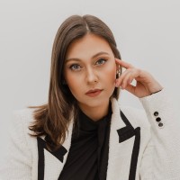 Thais Gabardo