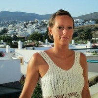 Claire Bennett
