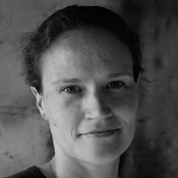 Fiona Pakes