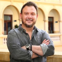 Eduardo Vella