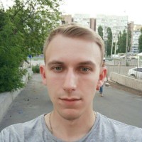Антон Комаров