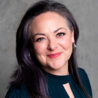 Becky Parro, Amp