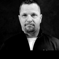Tim Leslie