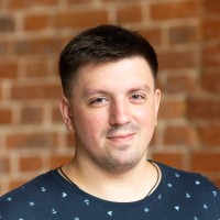 Олег Артуров