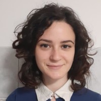 Eszter Éles