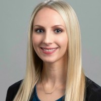 Christine Adamczyk, Ma