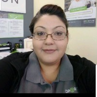 Linda Flores