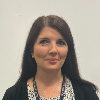 Laura Perris