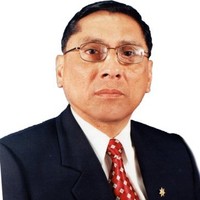 Dr. José Luis Velásquez Cadenillas