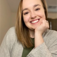 Cassandra Holmes