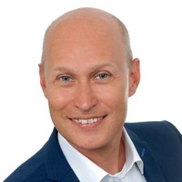Sven Bauer