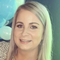 Sandra Smith