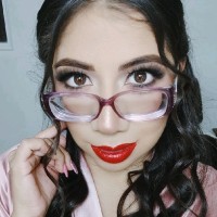 Flor Cisneros