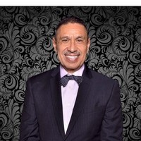 Robert M Robledo
