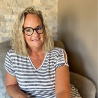 Leslie Stanek-Nault