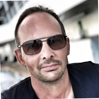 Manuel Schroeder