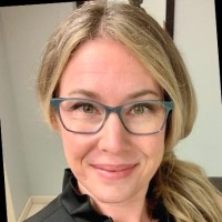 Leanne Arnold