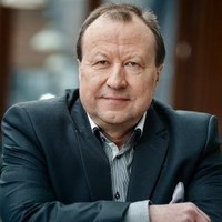 Jan Bogolubow, MBA