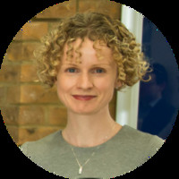 Sarah Holt