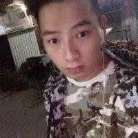 李育群