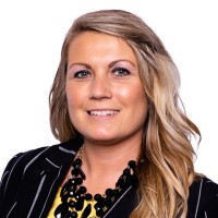Bobbi Schetrompf