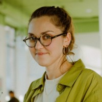 Yana V.