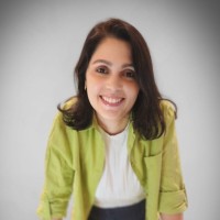 Luciana R. Redlich